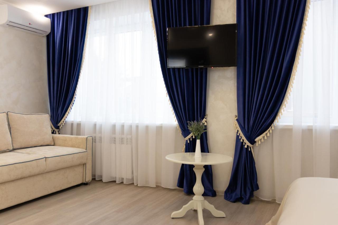 Smart Business Hotel Пинск Экстерьер фото